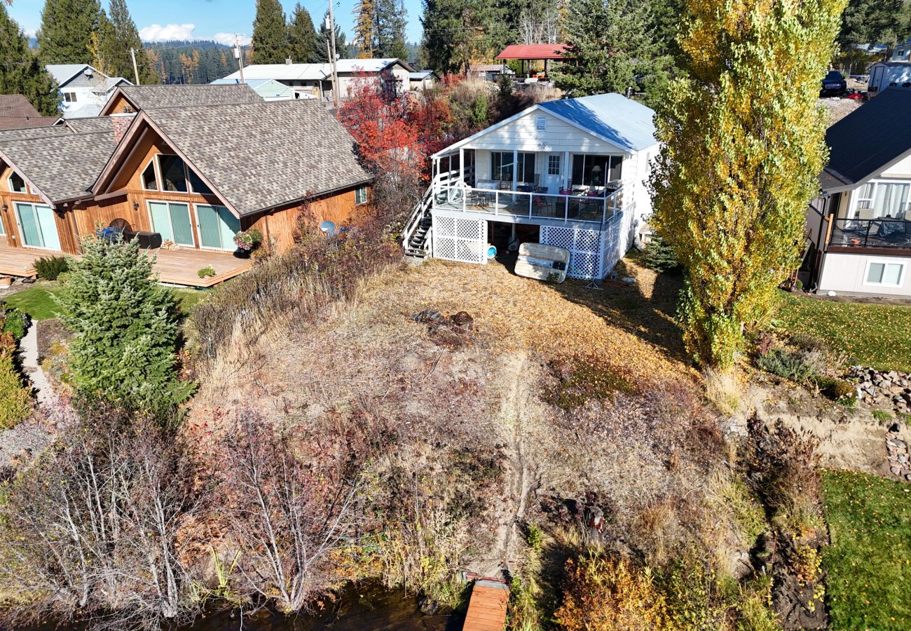 House in Newport - Cabin on Sacheen Lake