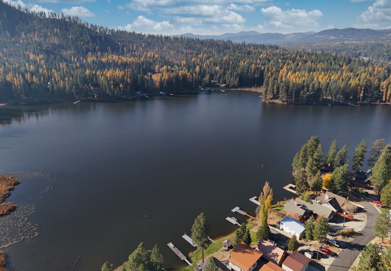 House in Newport - Cabin on Sacheen Lake