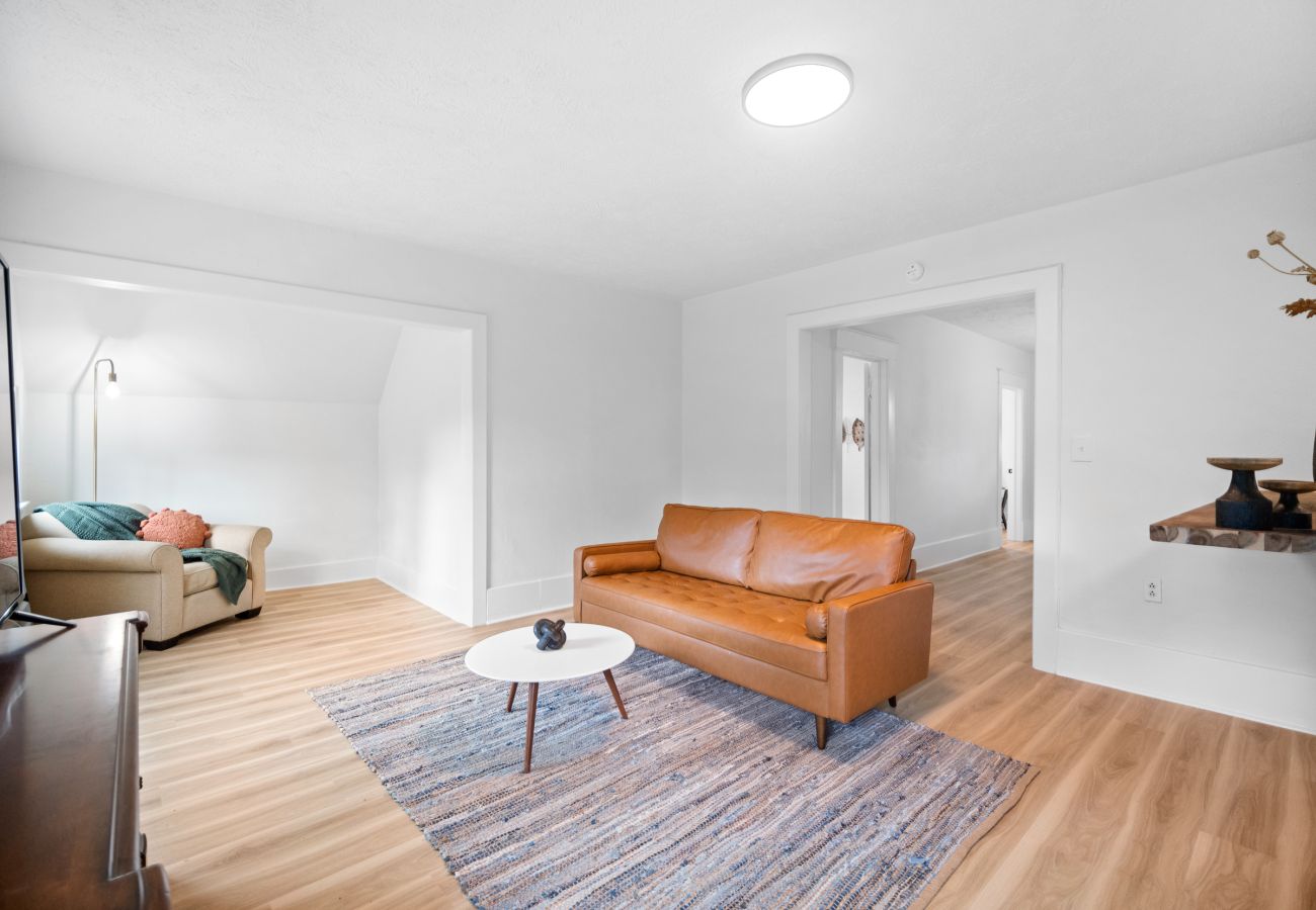 Apartment in Spokane - Newly Renovated 2 Bedroom Near Hospitals