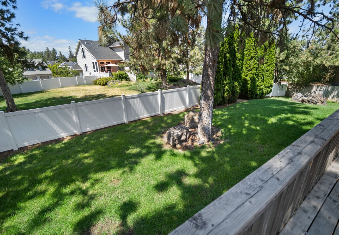 House in Spokane - Open and Bright 3 bedroom Long Term Rental