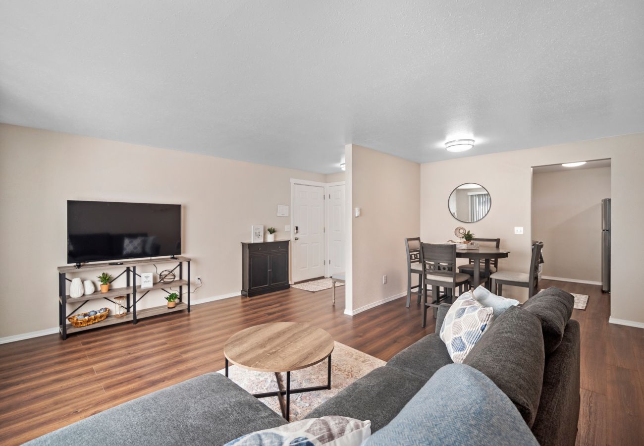 Condominium in Spokane - Clean and Cozy 2 Bedroom Condo